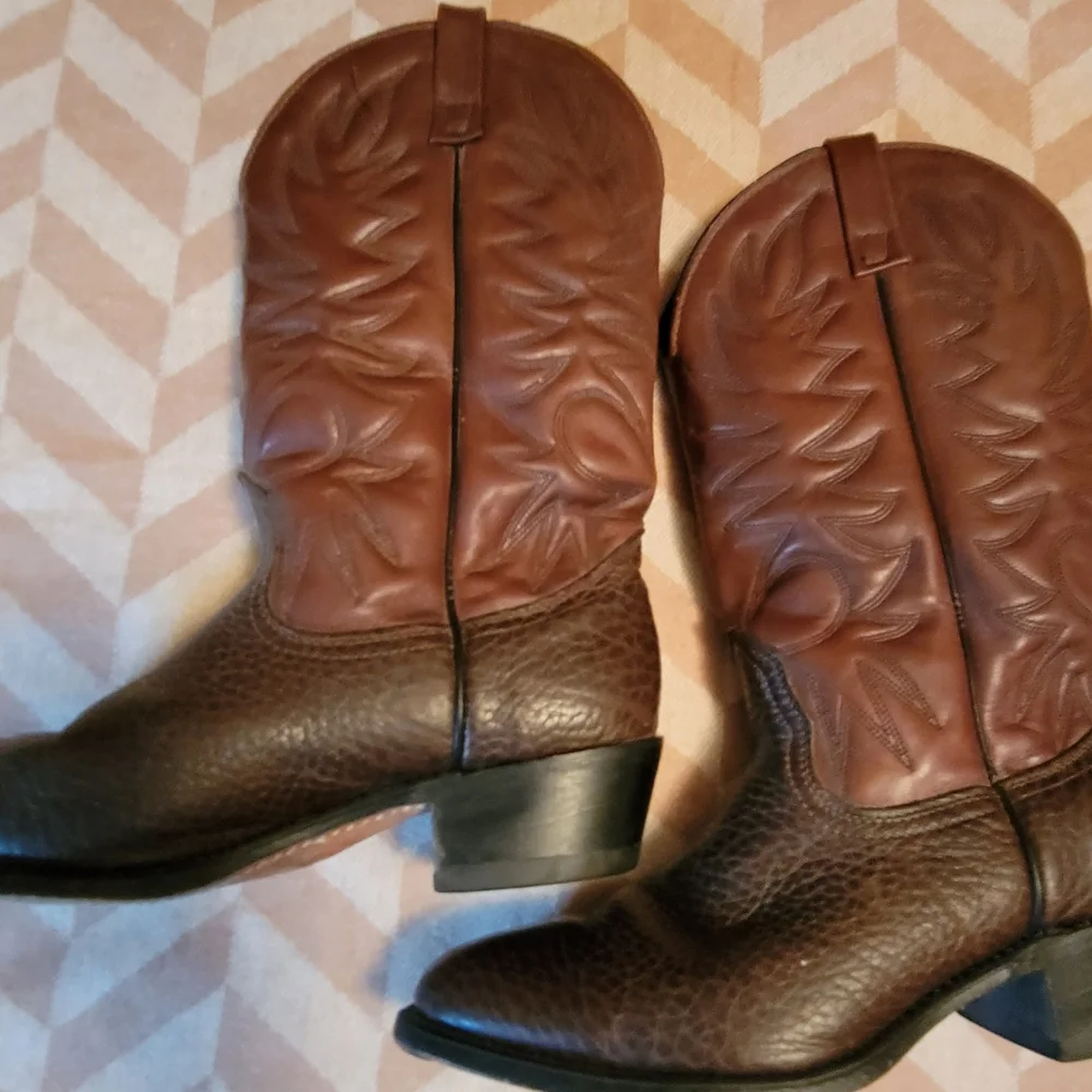 UFCW Cowboy brown boots made in America size 9
